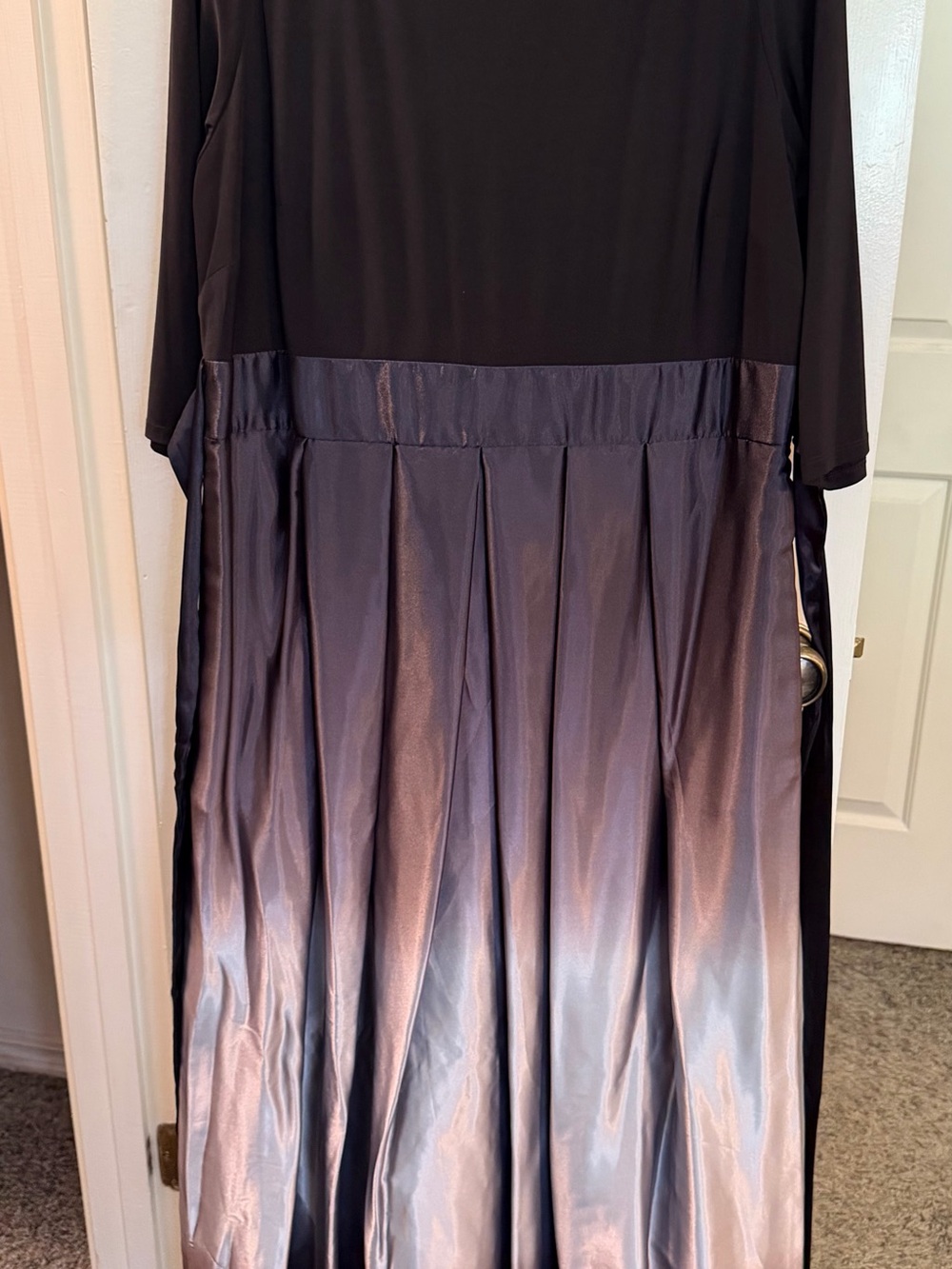 Ignite Evenings Ombre Satin Boat Neck 3/4 Sleeve Tie Waist Pocketed Gown 16W - Picture 3 of 12
